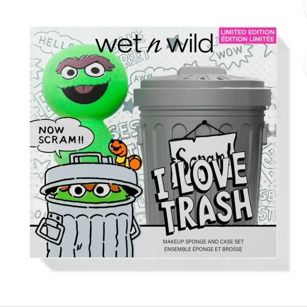 Wet-N-Wild X Sesame Street I Love Trash No Scram Makeup Sponge‎ & Case Set